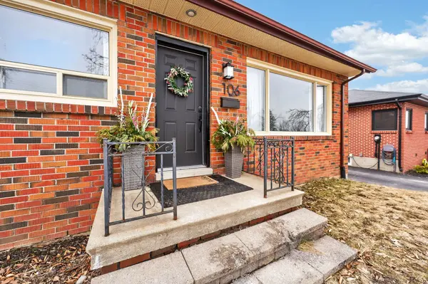 106 Nelson ST, Barrie, ON L4M 4K7