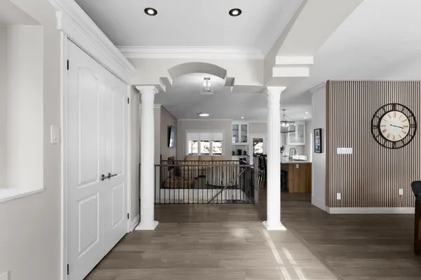 18 Todd DR, Barrie, ON L4N 9K6