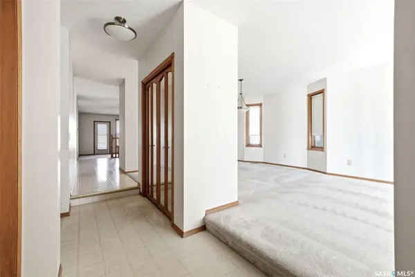 1083 Wascana HIGHLANDS, Regina, SK S4V 2K2