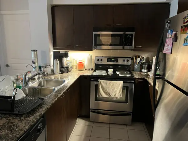 1403 Royal York RD #1010, Toronto W09, ON M9P 0A1