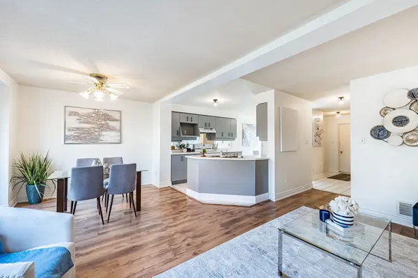 2275 Credit Valley RD #78, Mississauga, ON L5M 4N5