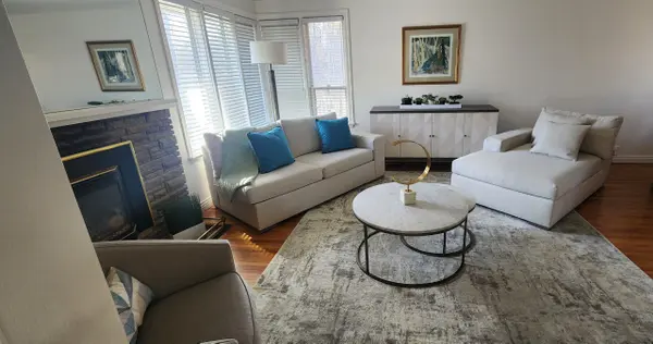 11 Northolt CT, Toronto W08, ON M9A 3B1