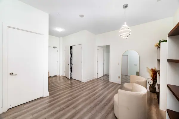 4011 Brickstone Mews #PH4, Mississauga, ON L5B 0G3