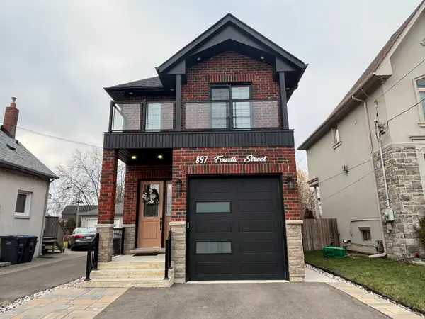 897 Fourth ST #Basement, Mississauga, ON L5E 1J8