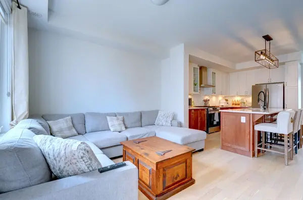 4022 Saida ST, Mississauga, ON L5M 2S8