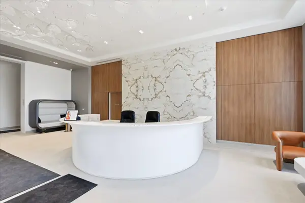 2075 Lakeshore RD #305, Burlington, ON L7R 1E2