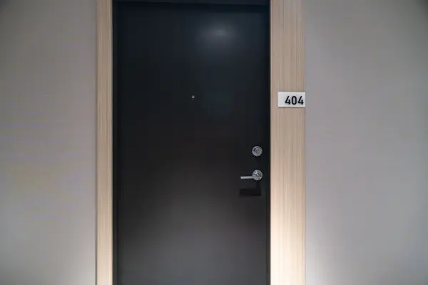 1461 Lawrence Ave W N/A #404, Toronto W04, ON M6L 0A6