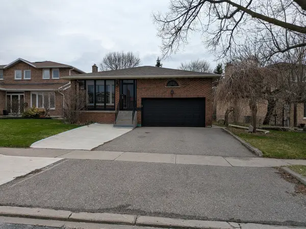 3 Panorama CRES, Brampton, ON L6S 3T7