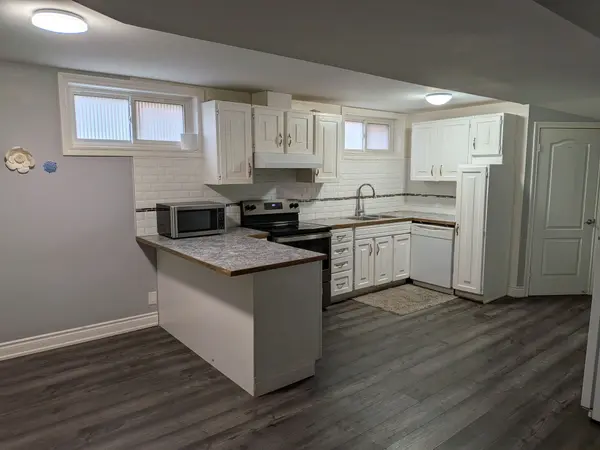 3 Panorama CRES, Brampton, ON L6S 3T7