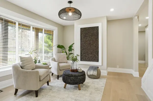 161 Mill ST, Halton Hills, ON L7G 2C4