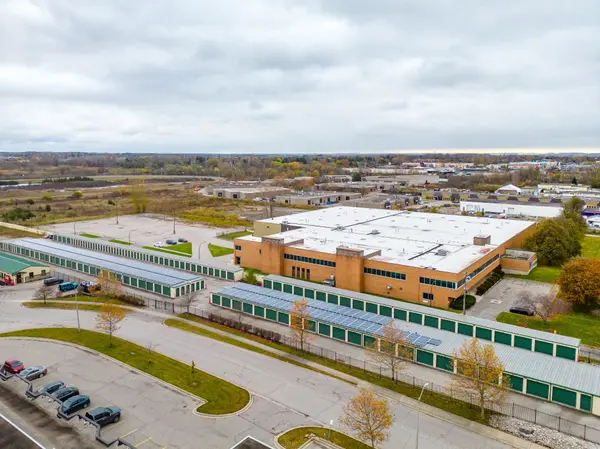 552 Clarke RD, London East, ON N5V 2C9