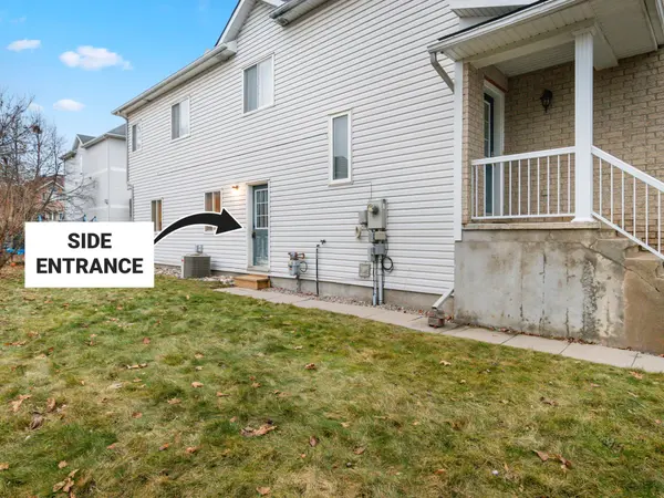 51 Castle Glen CRES, Kanata, ON K2L 4G9