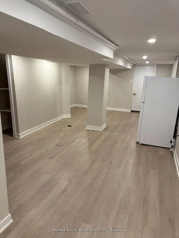 20 Birch AVE #3, Hamilton, ON L8L 6H6