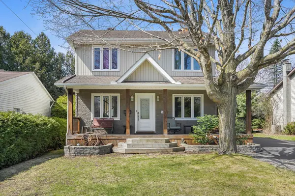 2567 Cléroux CRES, Blackburn Hamlet, ON K1W 1B6