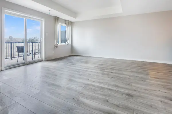 966 Chapman Mills DR, Barrhaven, ON K2J 7J4