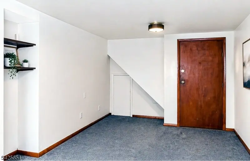 92 Troast St #1, Hackensack City, NJ 07601