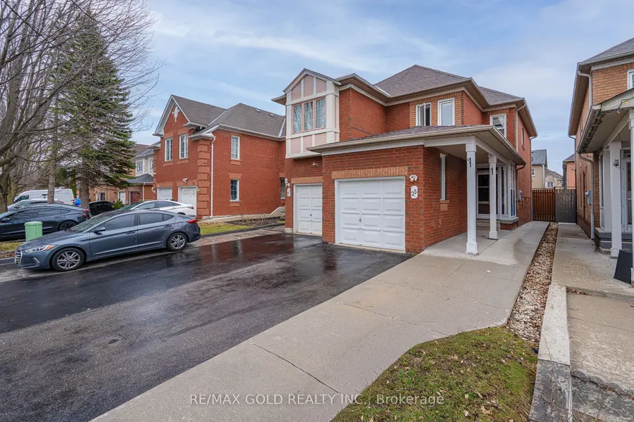 25 Clover Bloom RD, Brampton, ON L6R 1R8