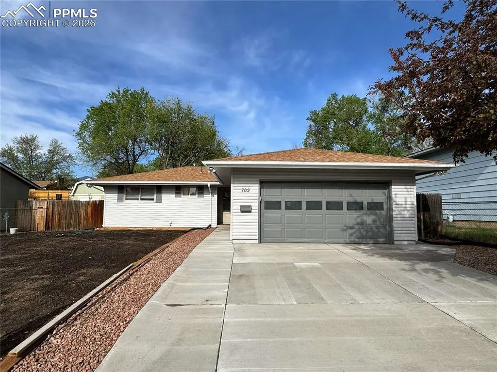 702 Zion DR, Colorado Springs, CO 80910