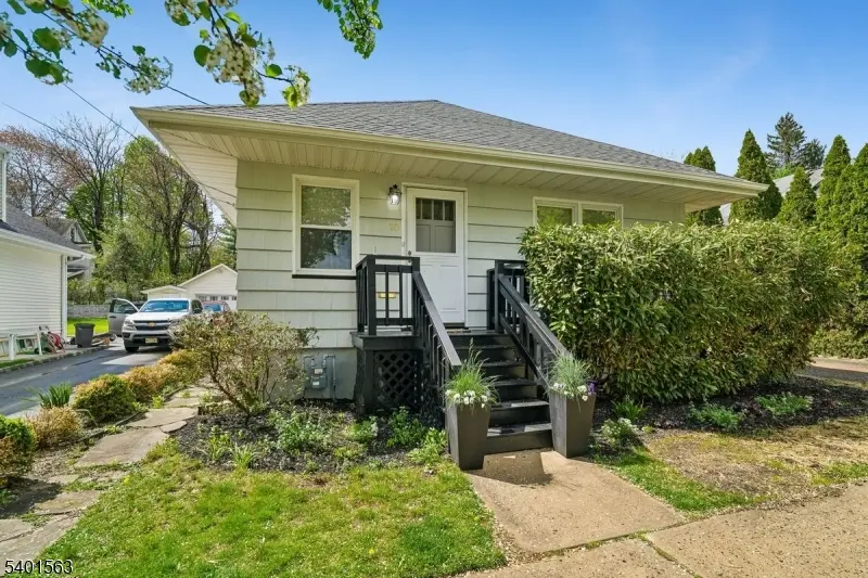 10 Sunnyside Pl, Verona Twp., NJ 07044