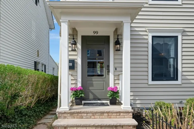 99 Macculloch Ave, Morristown Town, NJ 07960