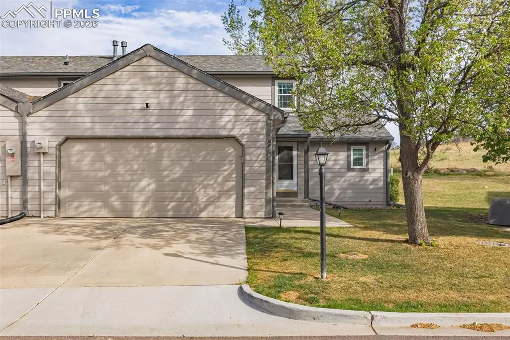 108 Cobblestone DR, Colorado Springs, CO 80906