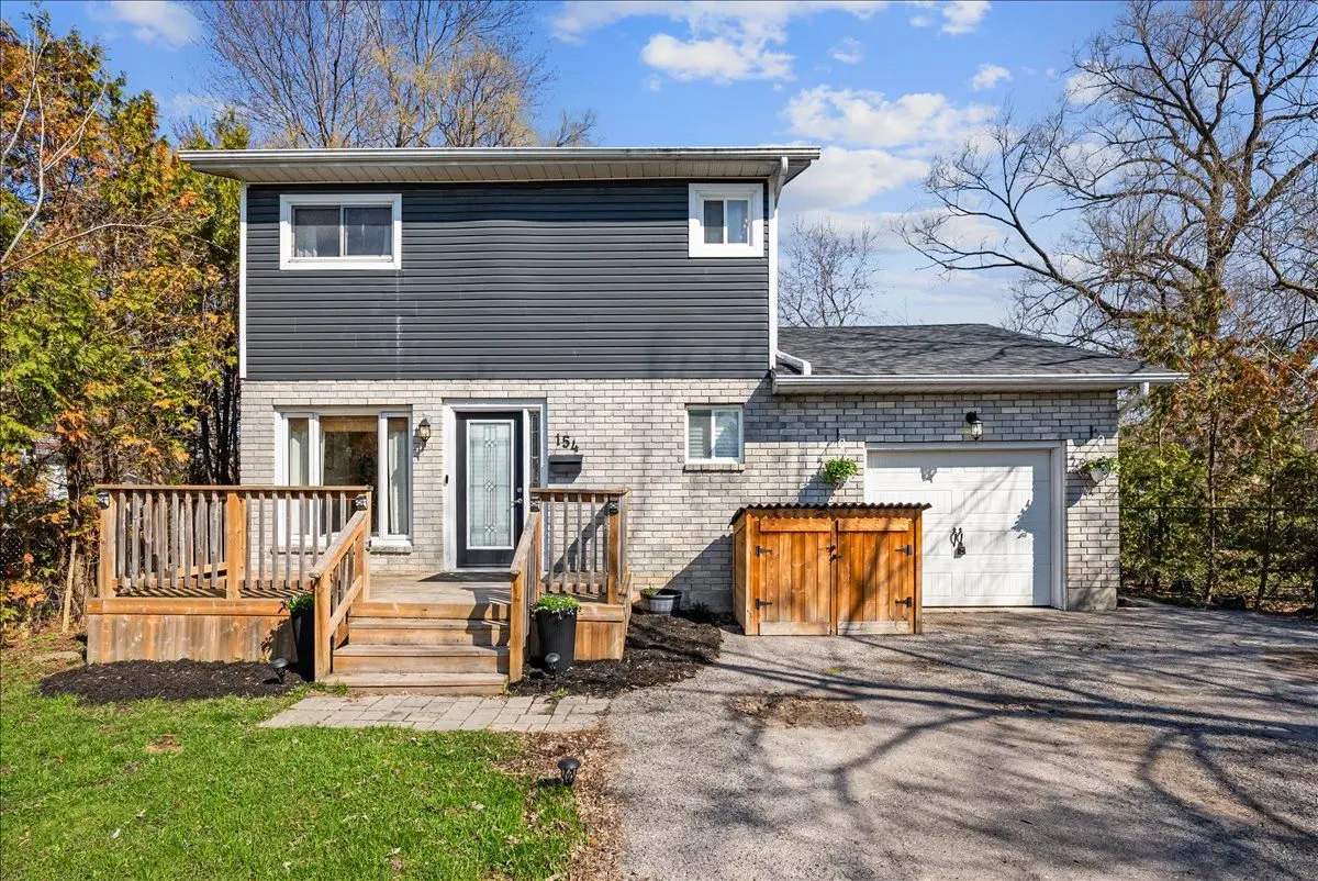154 Beach RD, Georgina, ON L4P 2L7