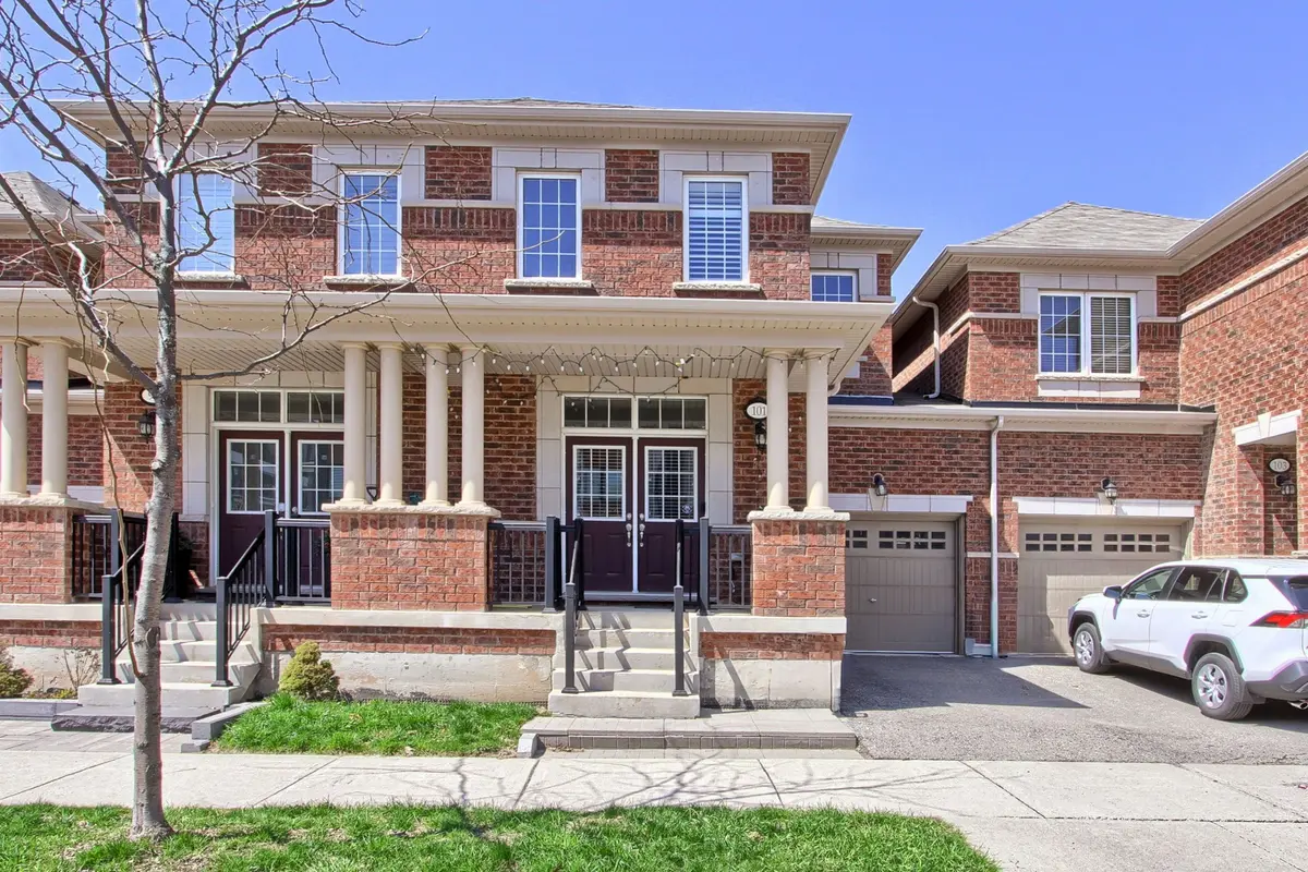101 Huguenot RD, Oakville, ON L6H 0M3