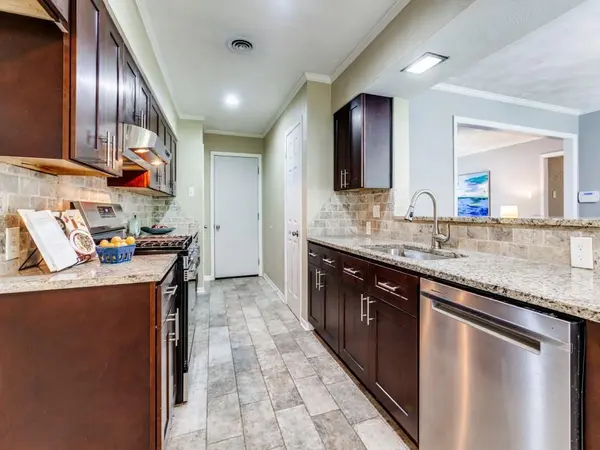 1106 Ridgeway Circle, Richardson, TX 75080