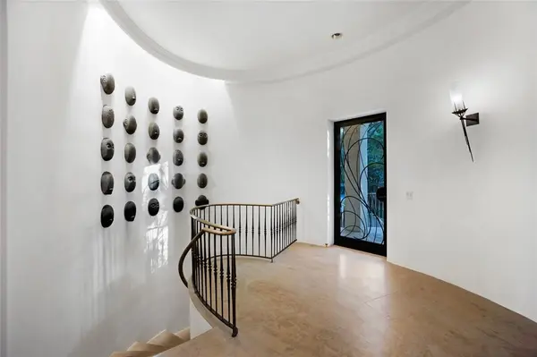 3901 Turtle Creek Boulevard, Residence 7, Dallas, TX 75219