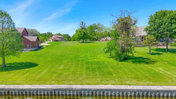 Lot 28 Moonlight Drive, Corsicana, TX 75109