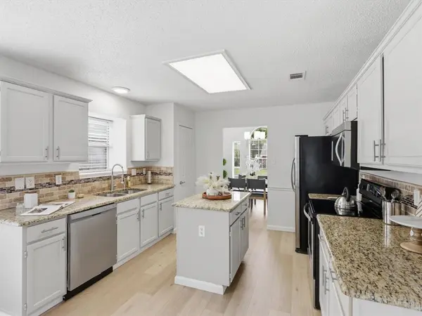 2519 Larkspur Lane, Rowlett, TX 75089