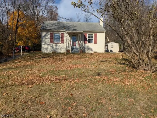 182 State Route 31, Hampton Boro, NJ 08827