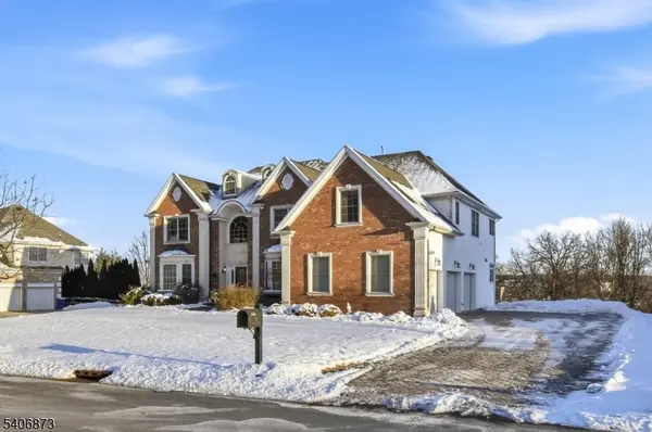 108 Hamilton Trl, Totowa Boro, NJ 07512