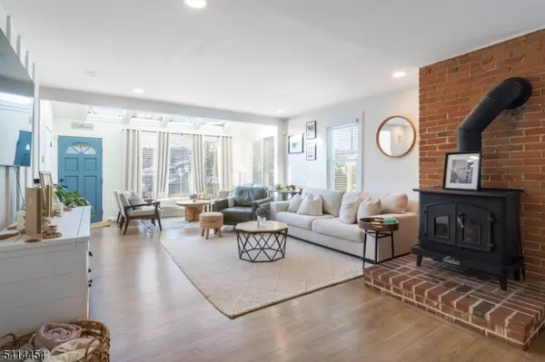 16 Cobb Pl,  Morristown Town,  NJ 07960