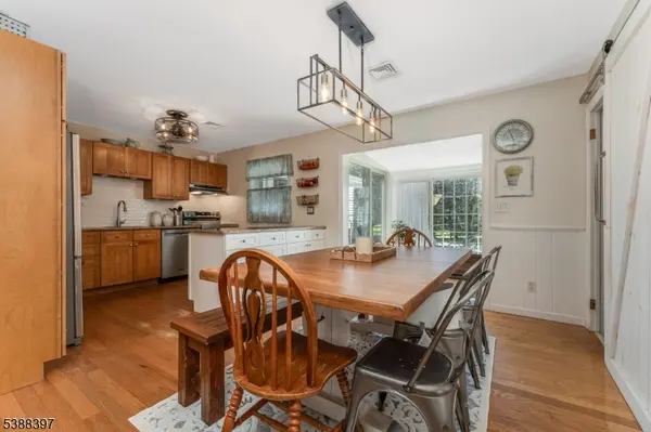 44 Hoffman Dr, Califon Boro, NJ 07830