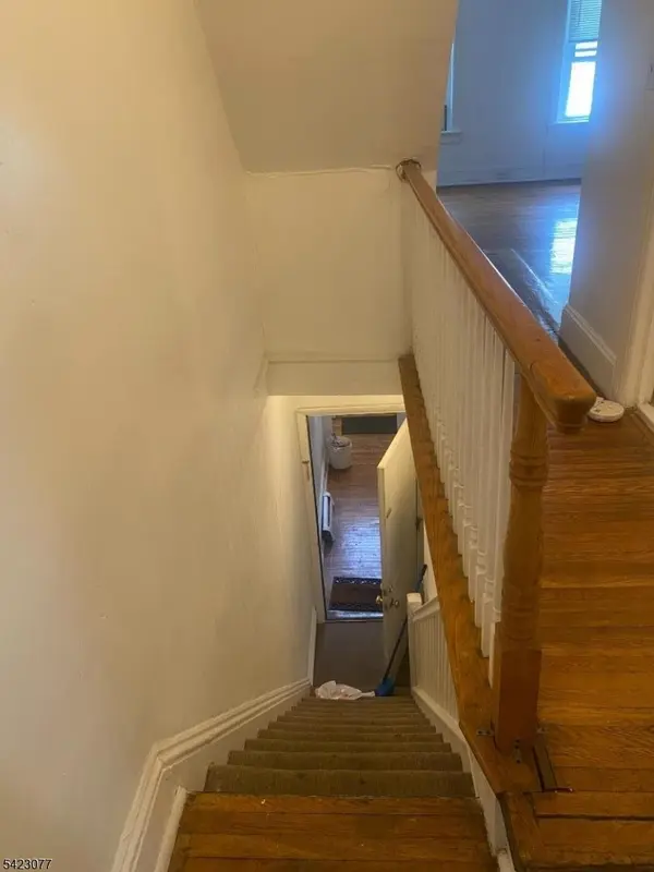 6 Peace St, Trenton City, NJ 08608