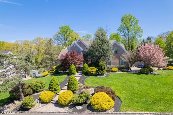 19 Ridge Rd, Green Brook Twp., NJ 08812