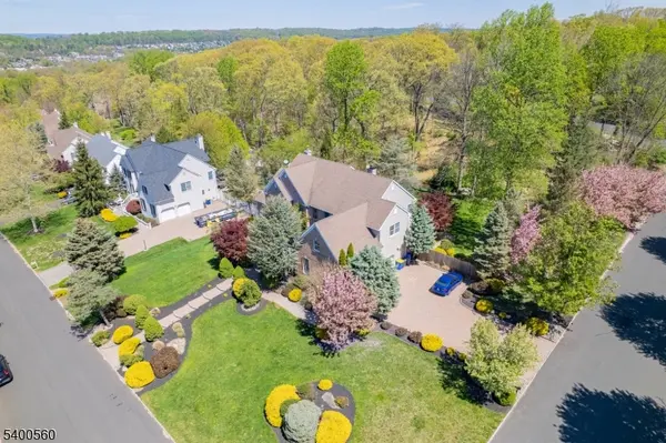 19 Ridge Rd, Green Brook Twp., NJ 08812