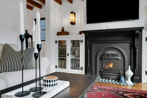 99 Macculloch Ave, Morristown Town, NJ 07960