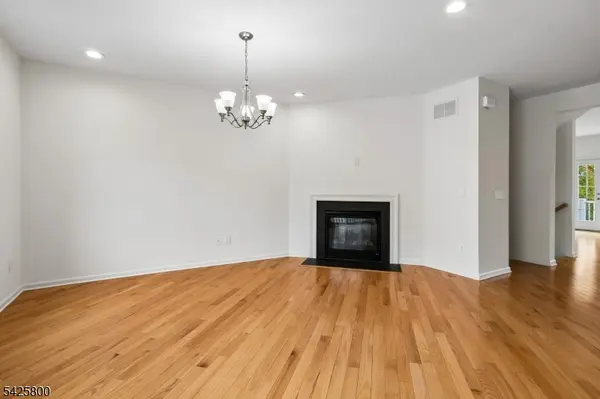 20 Gable Walk #20, Livingston Twp., NJ 07039