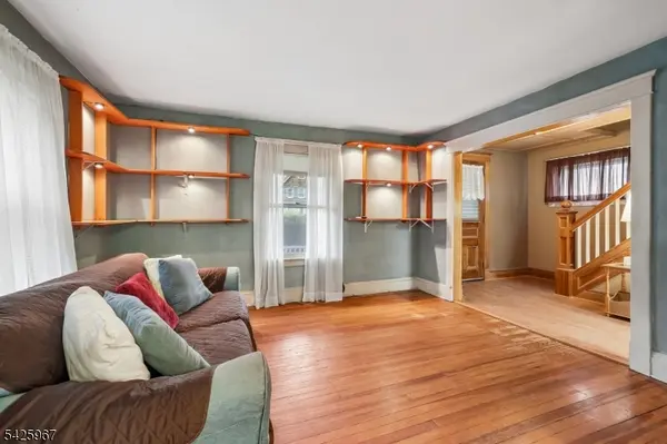 164 E High St, Somerville Boro, NJ 08876