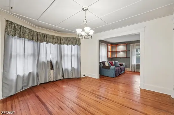 164 E High St, Somerville Boro, NJ 08876