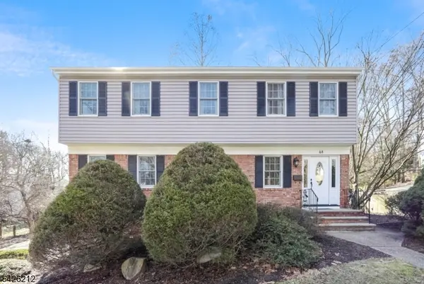 68 Colgate Ave, Paramus Boro, NJ 07652