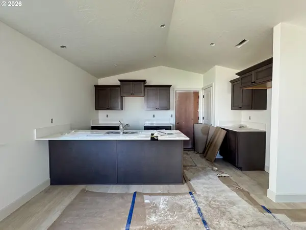 876 E Kinsley AVE, Hermiston, OR 97838