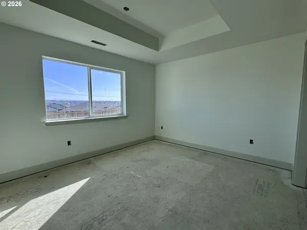 876 E Kinsley AVE, Hermiston, OR 97838