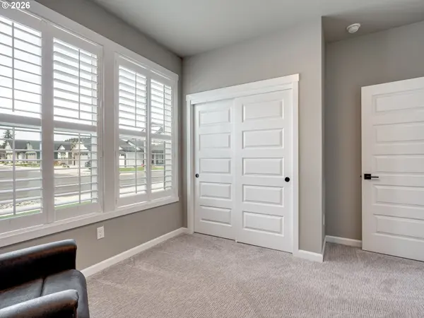 12411 NE 64TH AVE, Vancouver, WA 98686