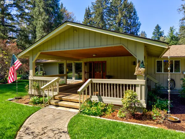 738 ELGAROSE RD, Roseburg, OR 97471