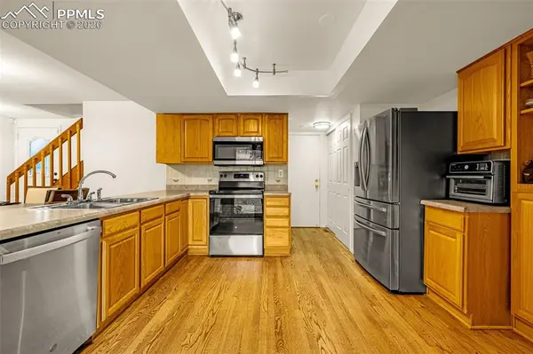 108 Cobblestone DR, Colorado Springs, CO 80906