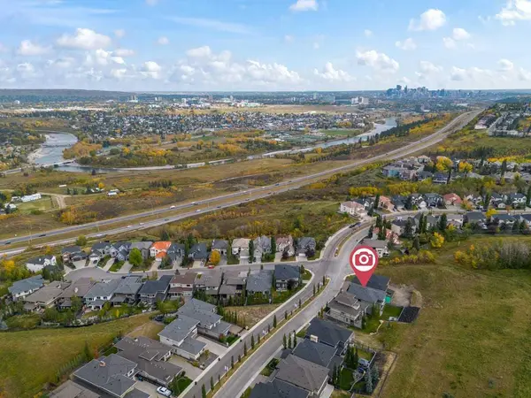 407 Patterson BLVD SW, Calgary, AB T3H 3N6