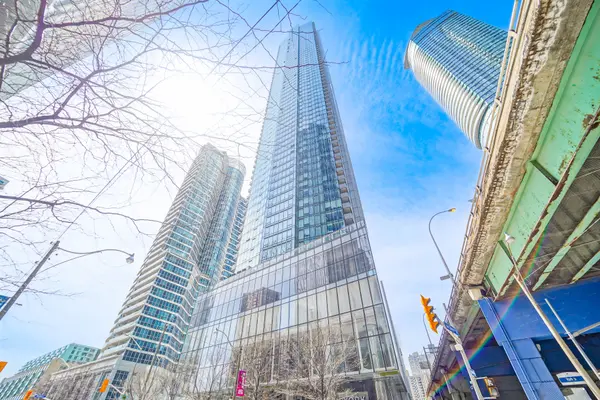 10 York ST #4508, Toronto C01, ON M5J 0E1